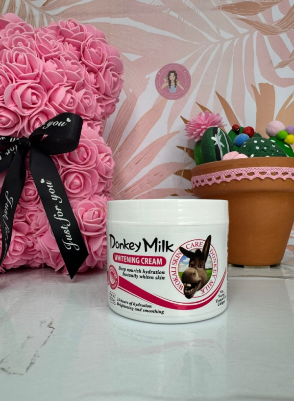 CREMA FACIAL CON LECHE DE BURRA